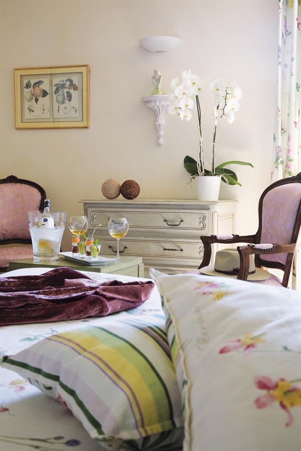Hotel Le Viscos Saint-Savin  Room photo